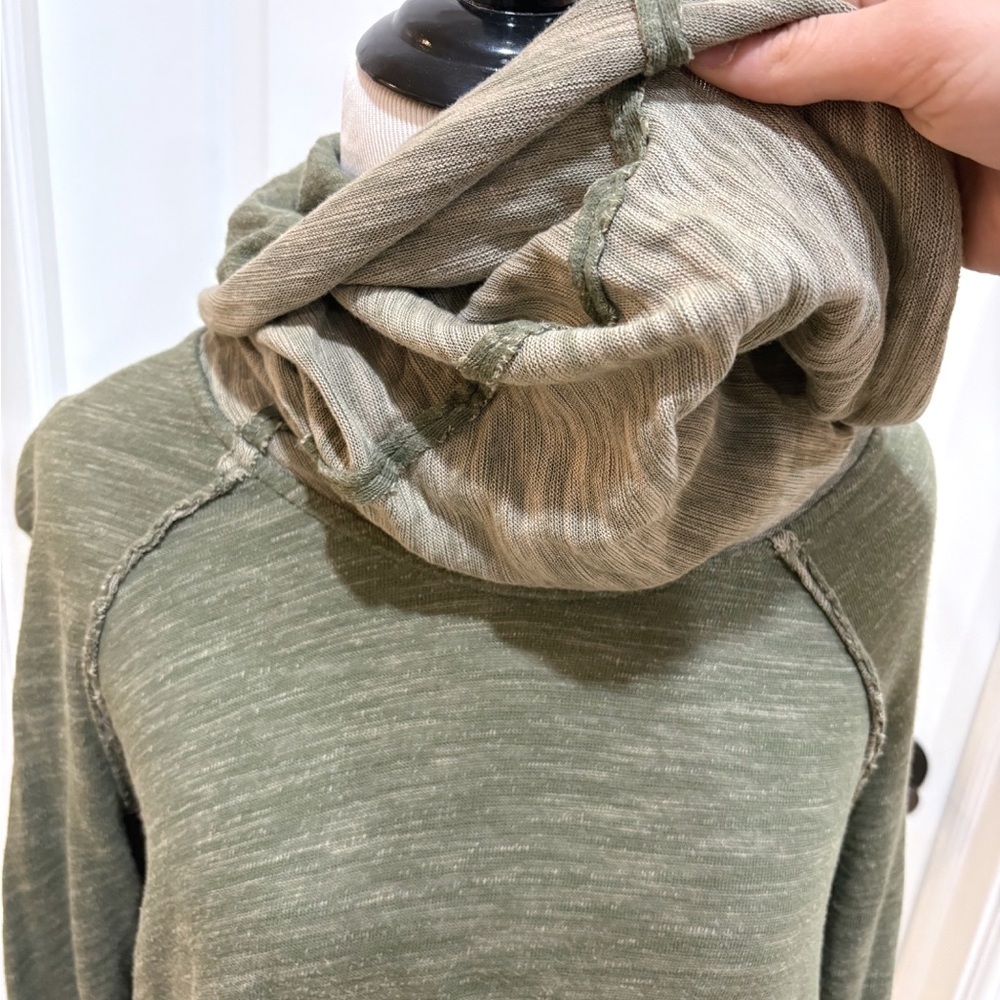 Free People Beach Olive Green Cocoon Cowl Neck Sweater Top Tunic OS - Picture 3 of 8